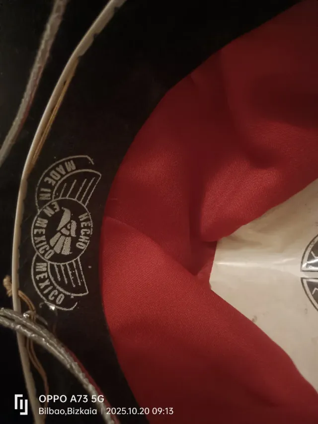 Sombrero Mexicano Auténtico Negro y plateado