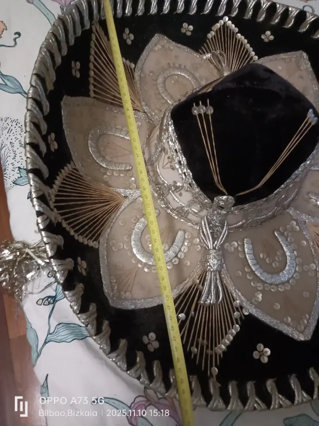 Sombrero Mexicano Auténtico Negro y plateado