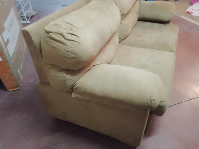 Sofá beige de tela y ante en muy buen estado