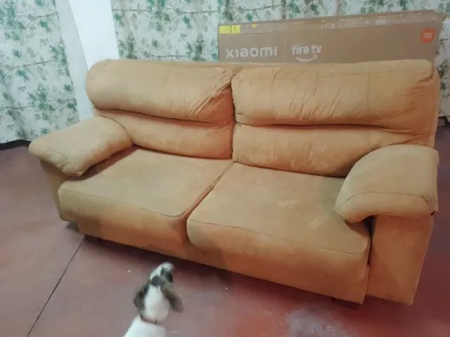 Sofá beige de tela y ante en muy buen estado