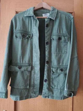 Cazadora Zara Oversize Verde