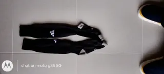 Calze sportive Adidas nere e grigie