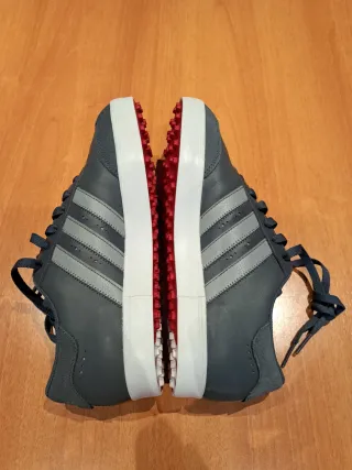 Zapatillas Adidas Adicross Grises