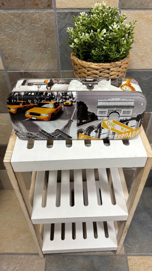 Caja decorativa metal y madera