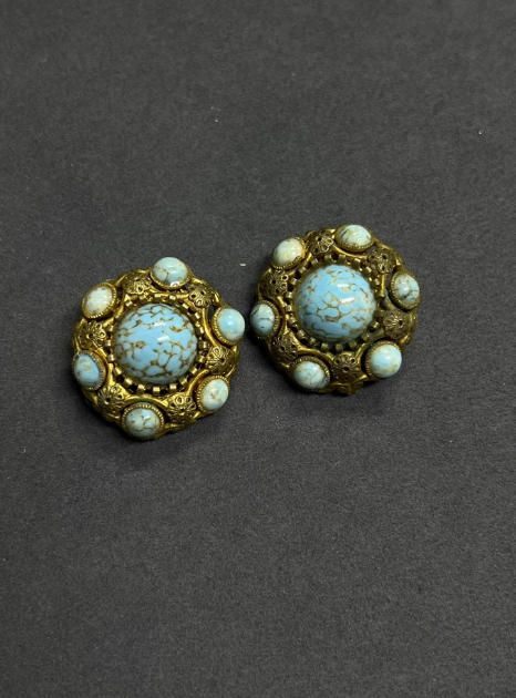 Pendientes elegantes dorados y azules