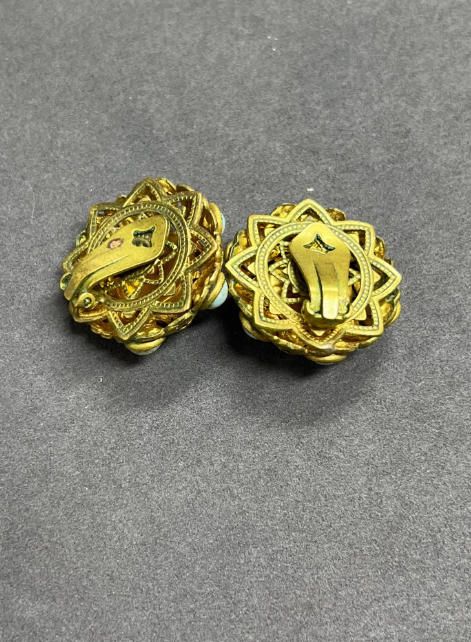 Pendientes elegantes dorados y azules