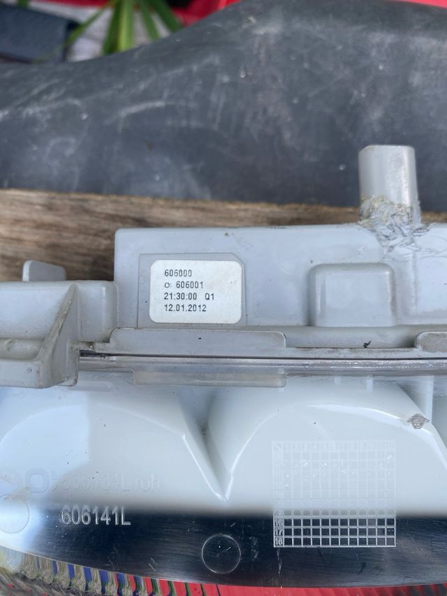 Luz Diurna Izquierda A2049068900