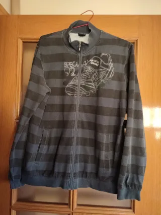 Sudadera deportiva hombre rayas