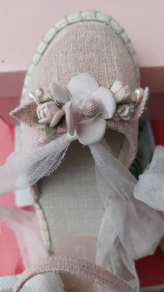 Zapatos niña valenciana salon rosa