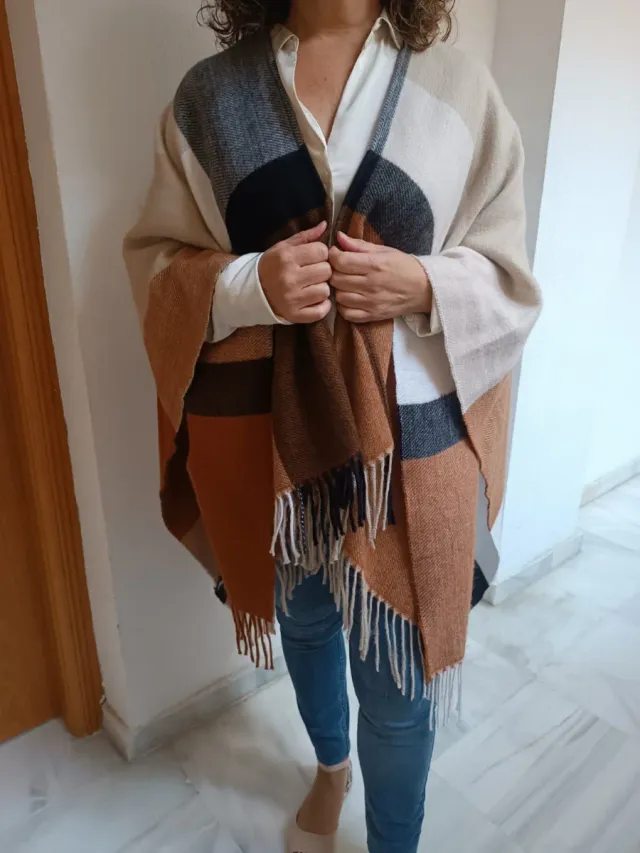 Capa mujer tonos marrones