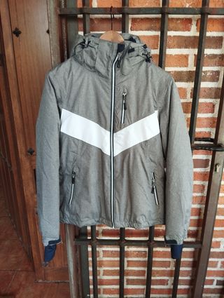 Anorak Nieve Gris y Blanco con Etiqueta