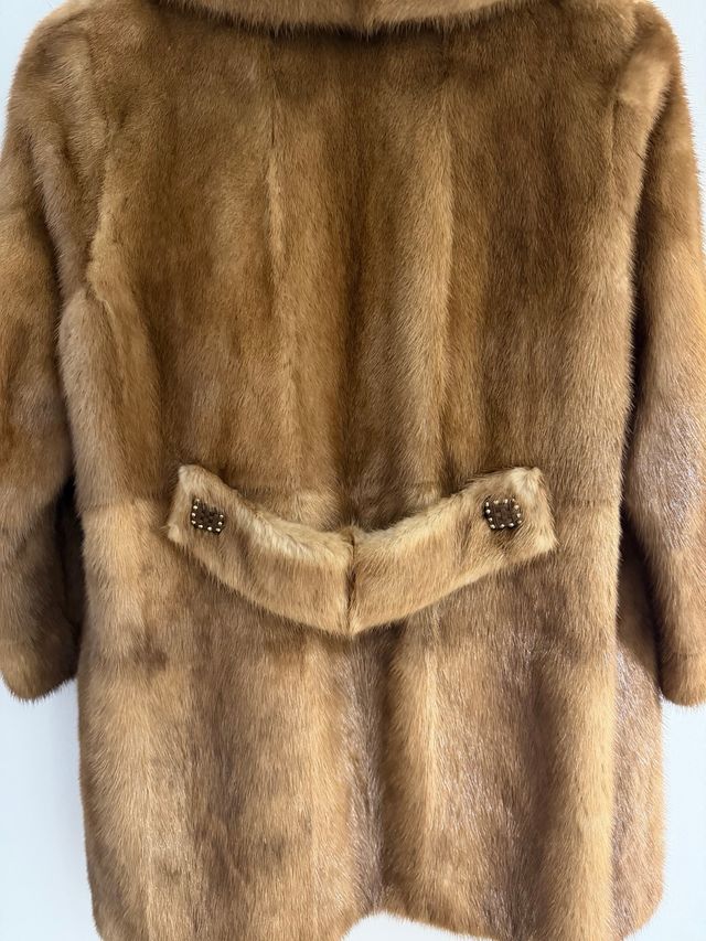 Giubbotto corto in pelliccia marrone