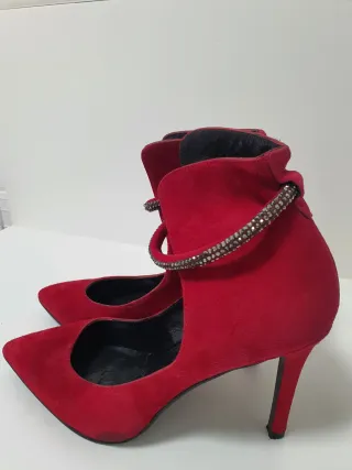 Zapatos Tacón Piel Ezzio Rojos