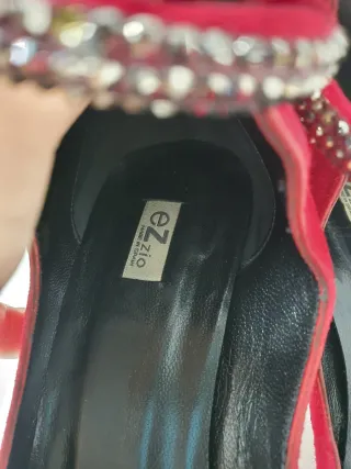 Zapatos Tacón Piel Ezzio Rojos