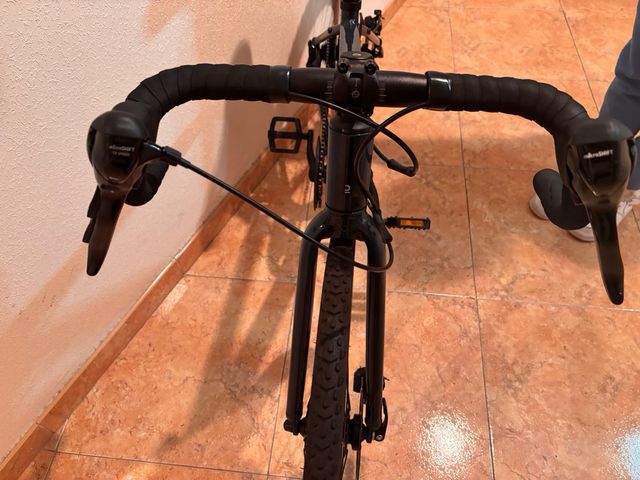 Bicicleta Gravel / Ciclocross verde oscuro