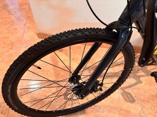 Bicicleta Gravel / Ciclocross verde scuro