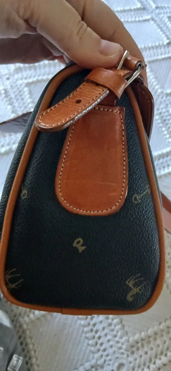 Bolso bandolera piel marrón y negro