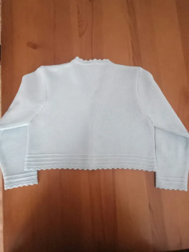 Rebeca bebé celeste