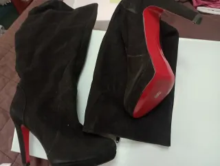 Lote Botas y Zapatos Negros y Rojos