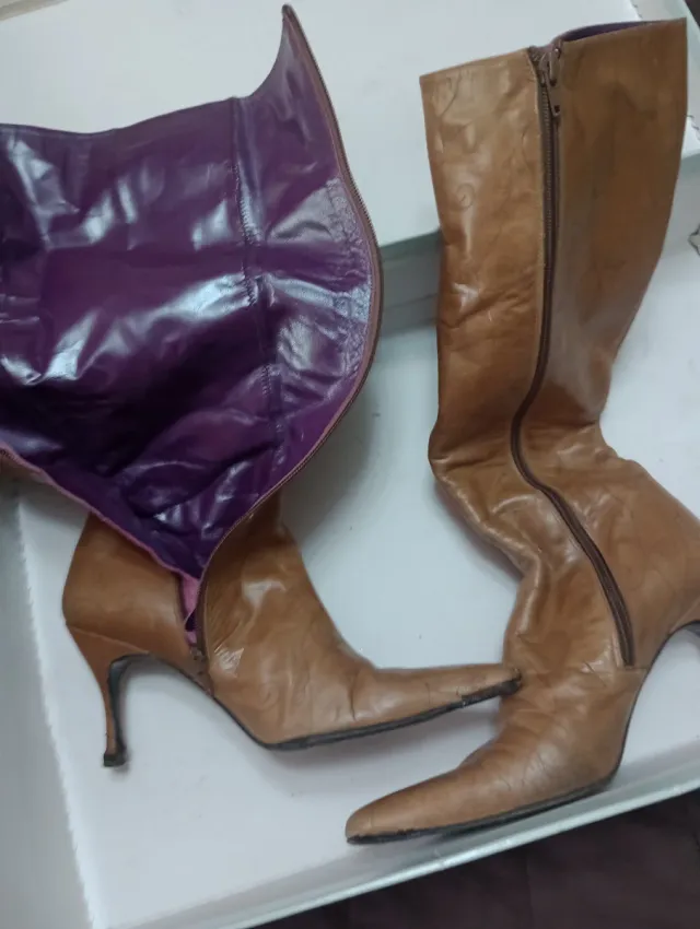 Lote Botas y Zapatos Negros y Rojos