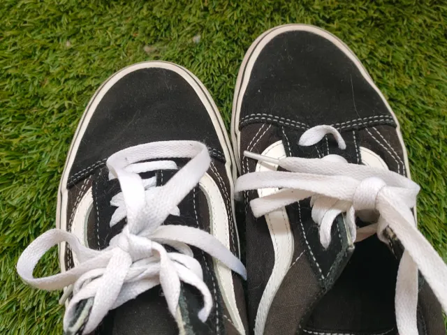 Zapatillas Vans Old Skool Negras y Blancas