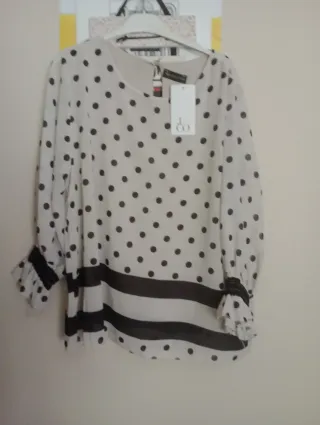 Blusa gasa lunares beige y negro