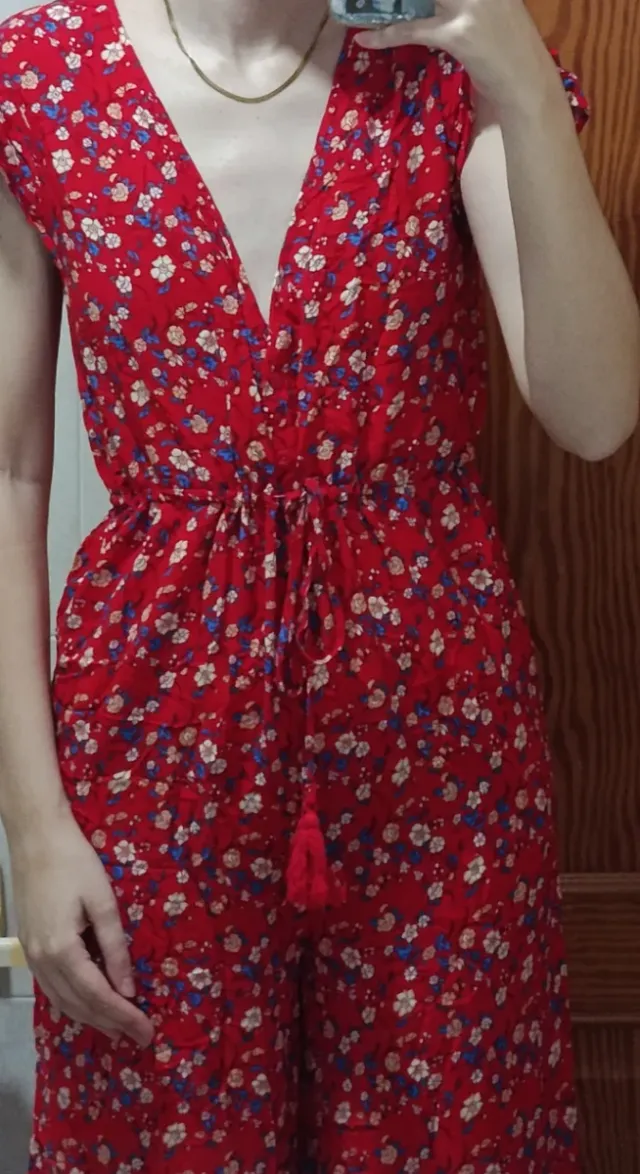 Mono largo y fresco, estampado flores rojo