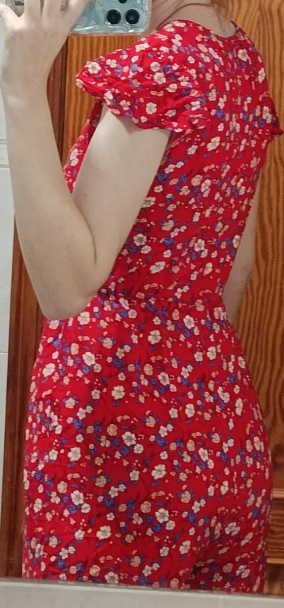 Mono largo y fresco, estampado flores rojo