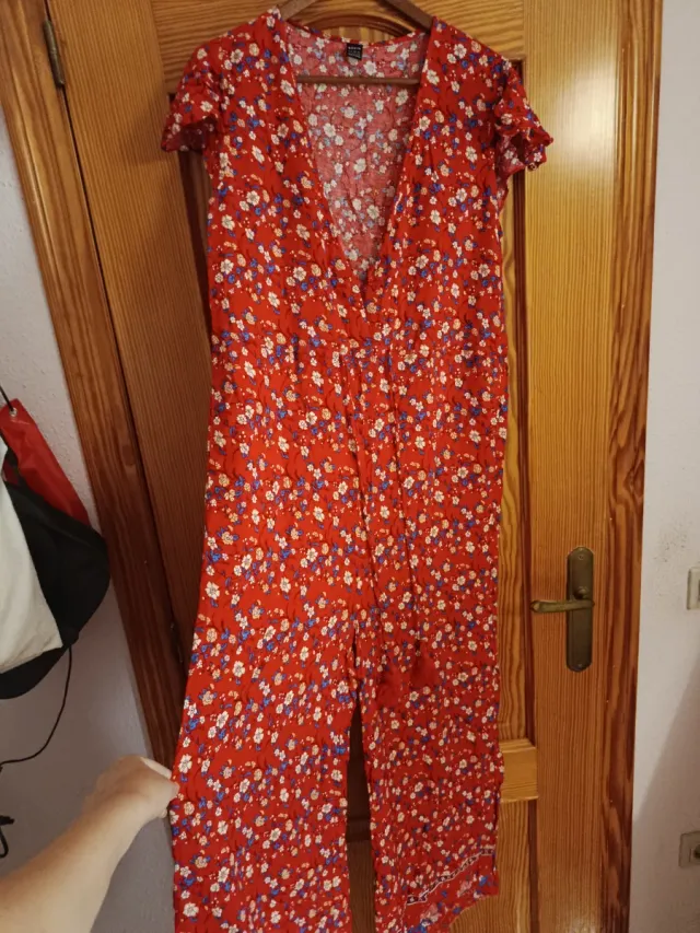 Mono largo y fresco, estampado flores rojo