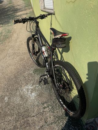 Bicicleta Montaña CUBE Talla M Poco Uso