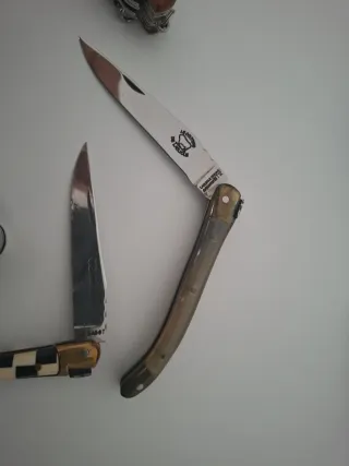 Coltelli militari in vendita