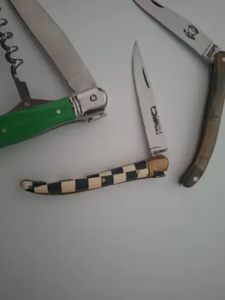 Coltelli militari in vendita