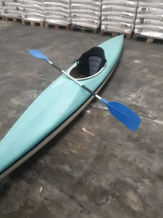 Kayak de fibra