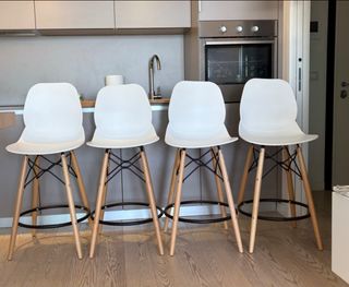 Set 4 Sgabelli Design Bianchi Legno Chiaro