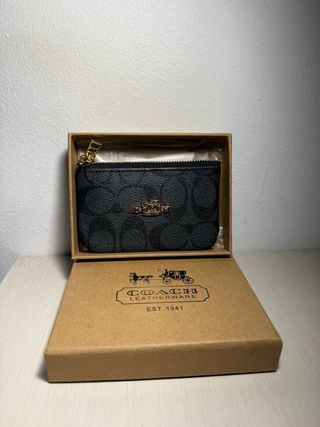 Monedero/Tarjetero Coach Negro y Dorado