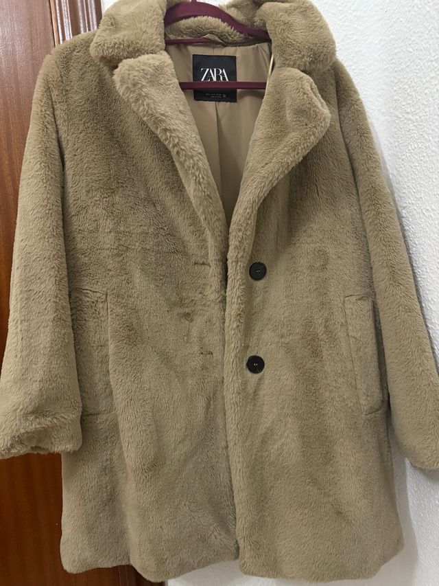 Abrigo Zara Beige Talla S