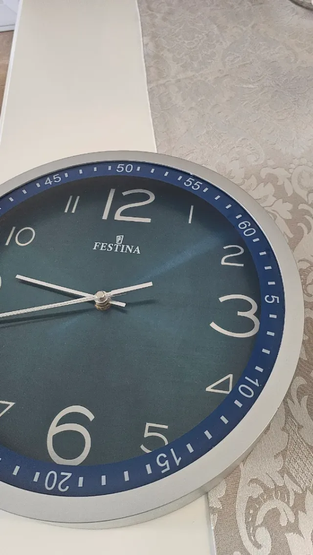 Reloj de pared Festina