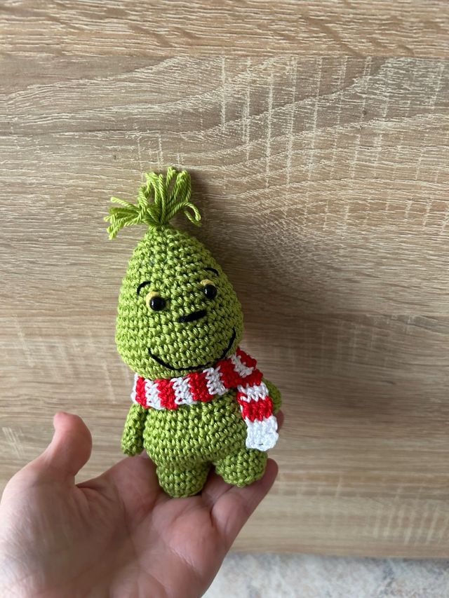 Grinch uncinetto sciarpa natalizia