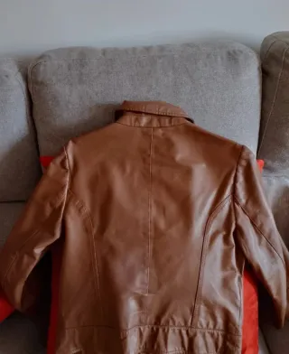 Cazadora de cuero Camel