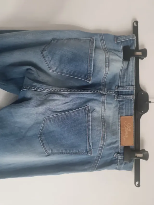 Jeans donna con strass