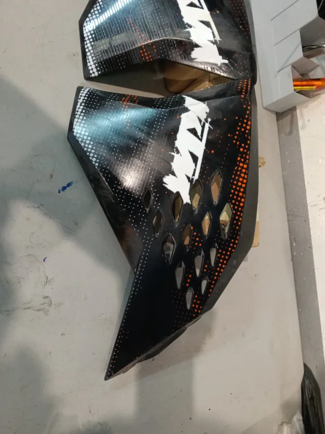 Tapas laterales KTM 2008-2011