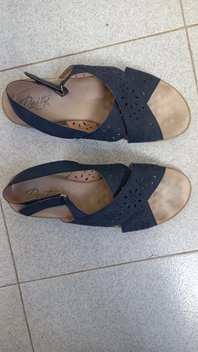 Sandalias de piel azul