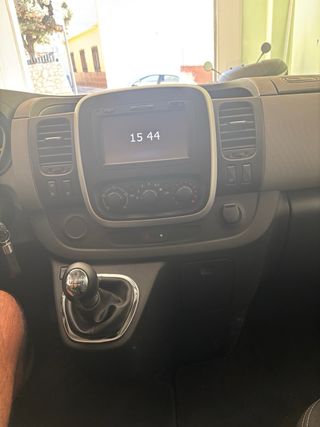 Renault Traffic Black Edition 2016