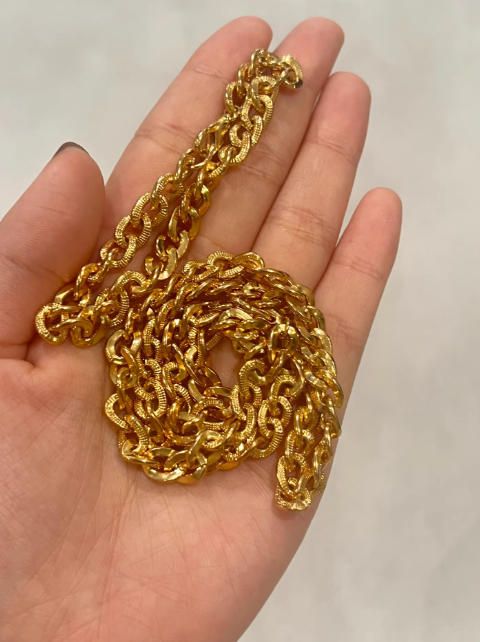 Conjunto collar y pulsera dorados