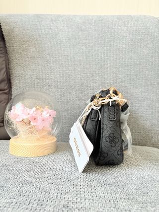 Borsa Guess nera nuova