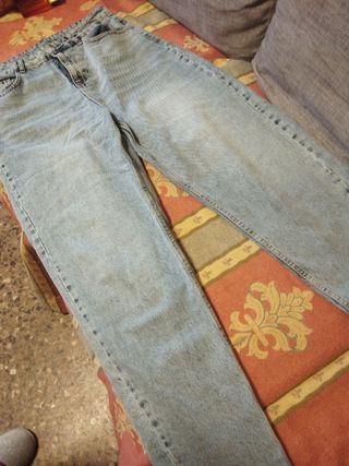 Pantalón vaquero nuevo