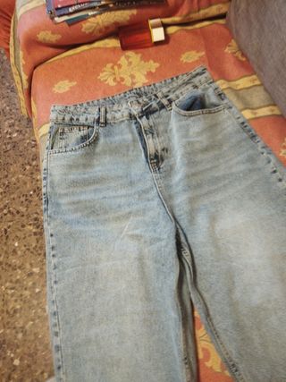 Pantalón vaquero nuevo