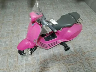 Moto a batería rosa