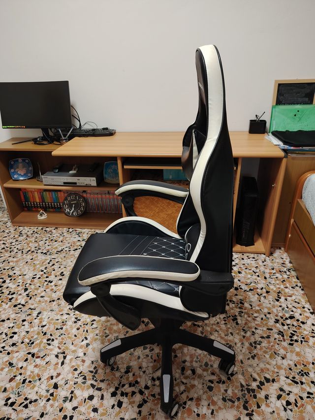 la sedia e possibile comprarla