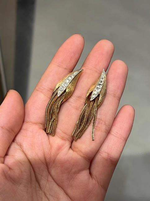 Pendientes vintage dorados con flecos